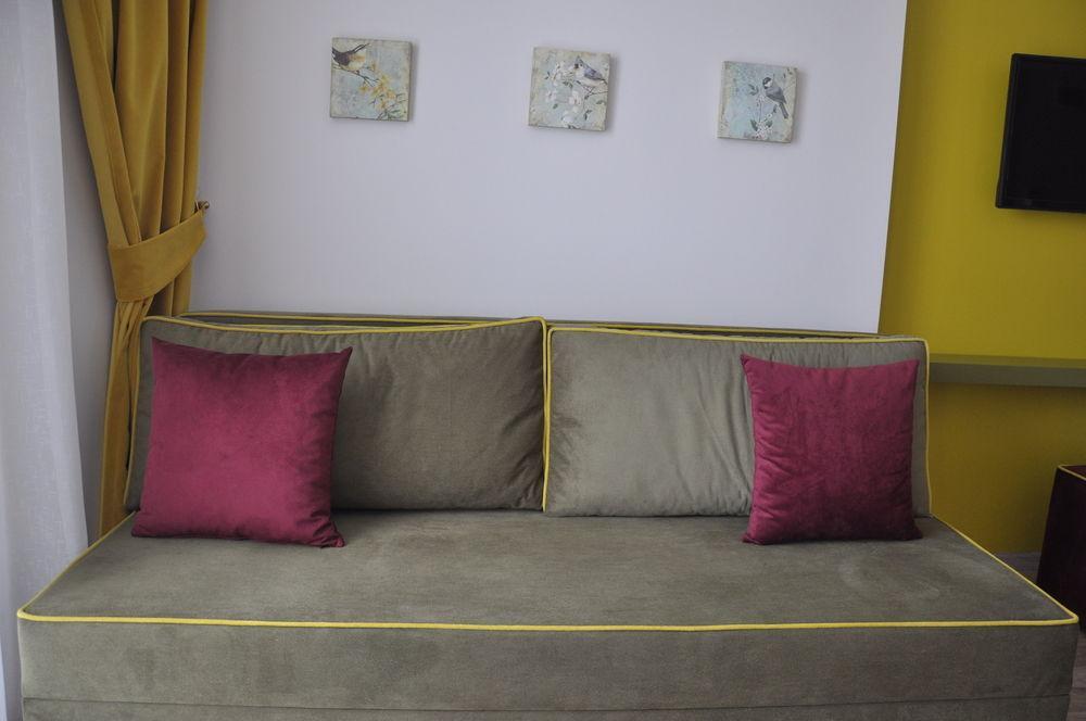 Aparthotel Almond Hill 2*
